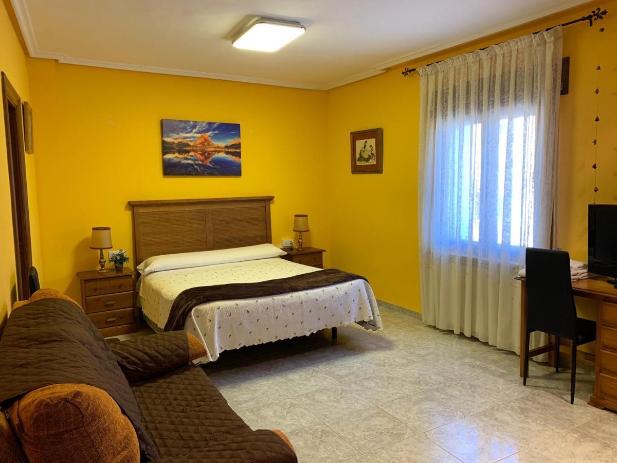 Casa Jesus Guest House Abiego Bagian luar foto